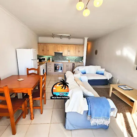 Modern 2 Bedroom Near Burriana Апартаменты Нерха