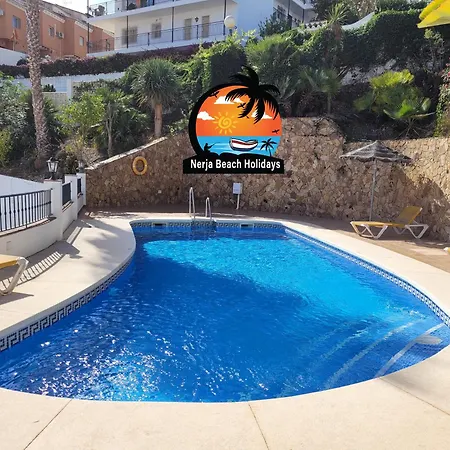 Modern 2 Bedroom Near Burriana Daire Nerja